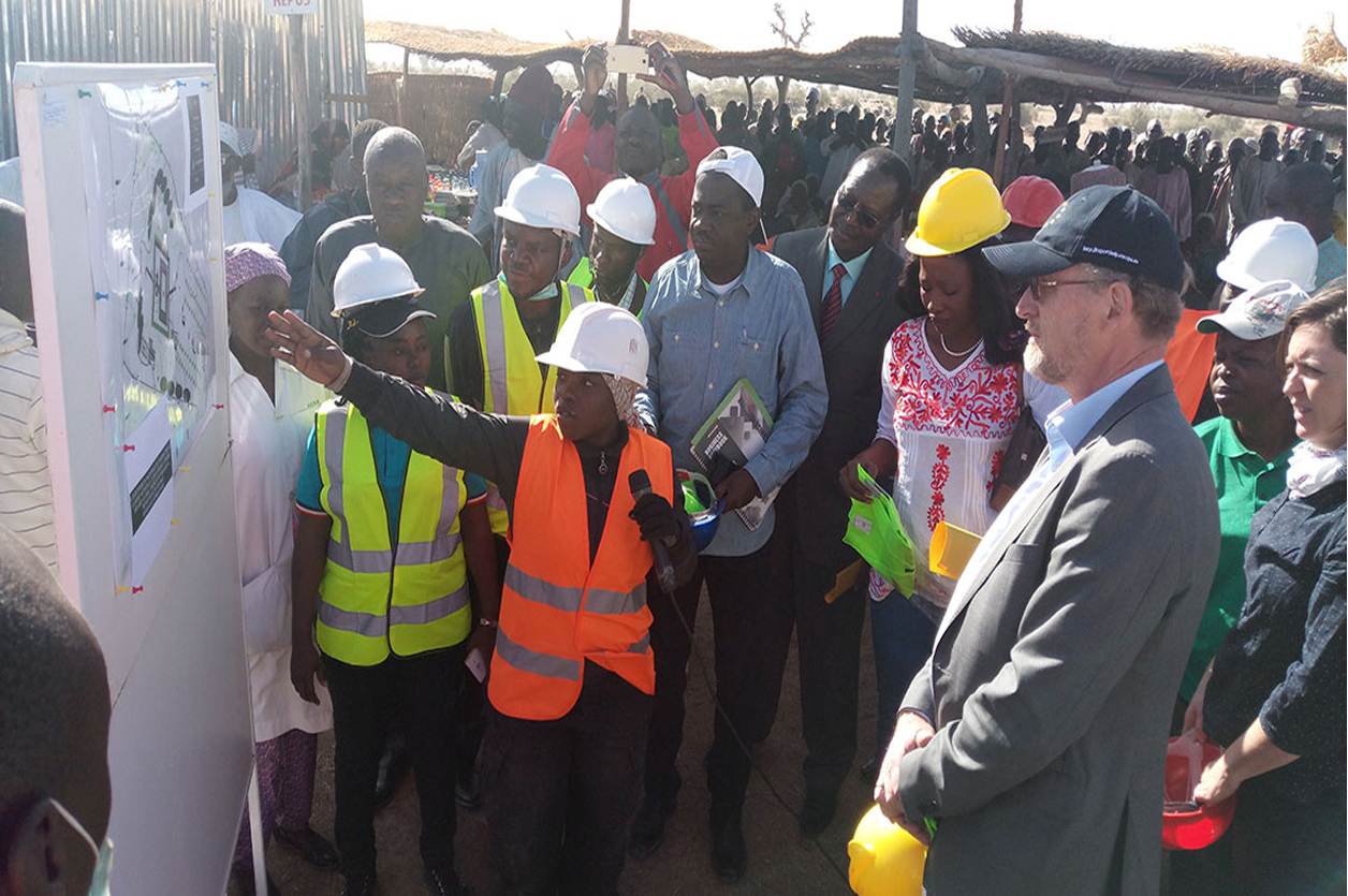 L’ambassadeur de l’UE en visite à Ndoukoula